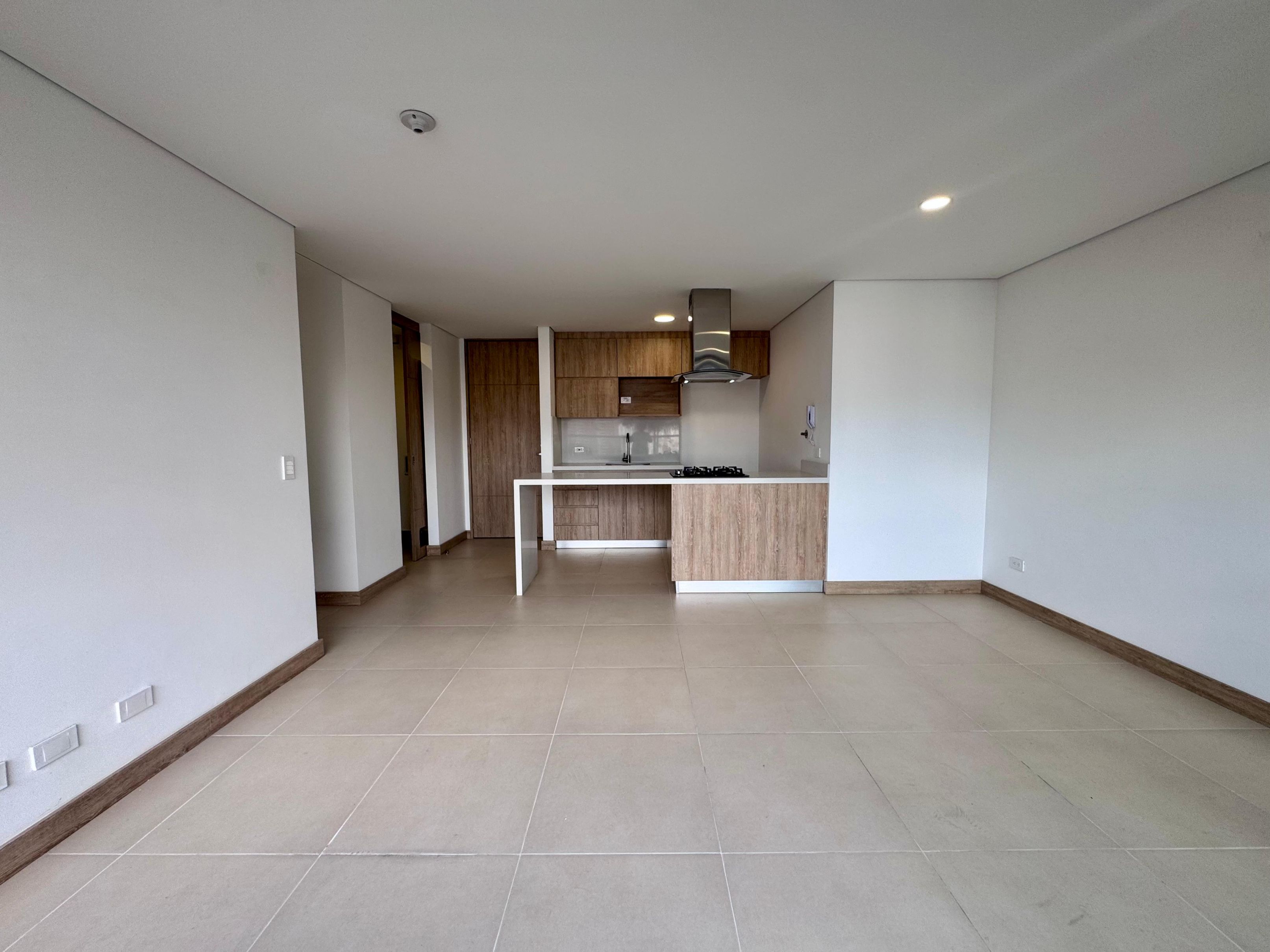 Apartamento en arriendo Antioquia Envigado Loma Del Barro 78 m2 Habitaciones 3 Baños 2 Garajes 1 Precio $4200000