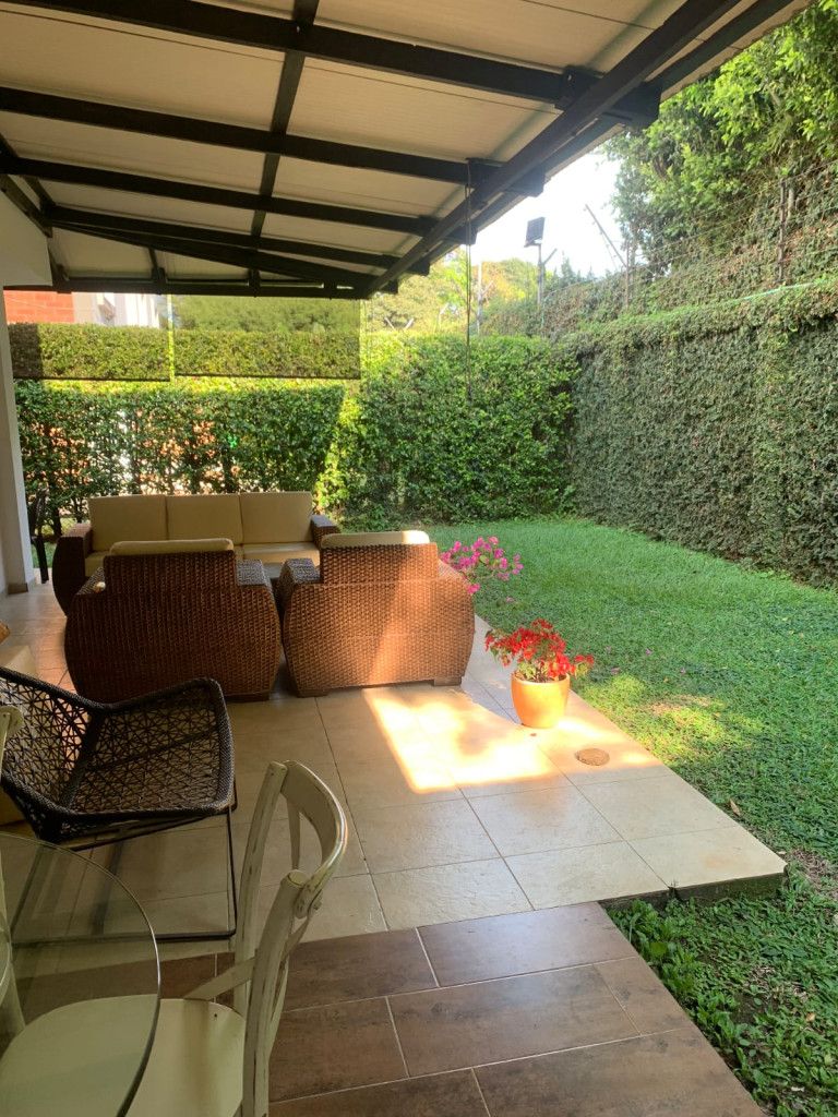 Casa en venta Valle Del Cauca Cali Parcelaciones Pance 286 m2 Habitaciones 4 Baños 5 Garajes 0 Precio $1100000000