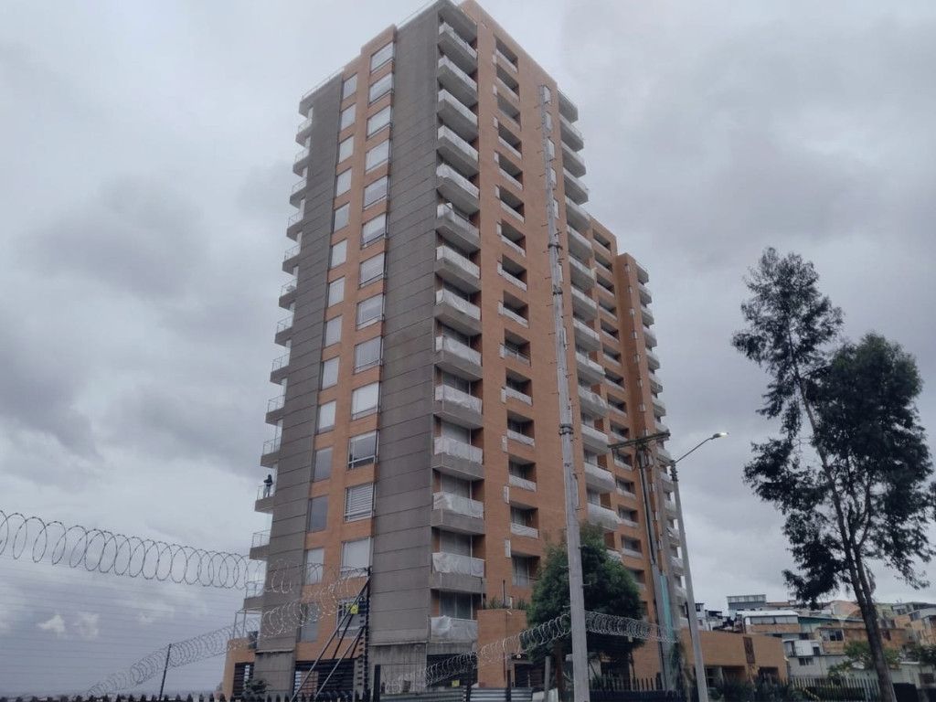 Apartamento en venta Cundinamarca Bogotá Nueva Granada 64 m2 Habitaciones 1 Baños 2 Garajes 2 Precio $610000000