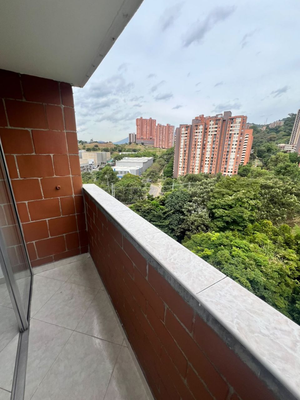 Apartamento en arriendo Antioquia Itagüí Zona Rural 65 m2 Habitaciones 3 Baños 2 Garajes 1 Precio $2200000