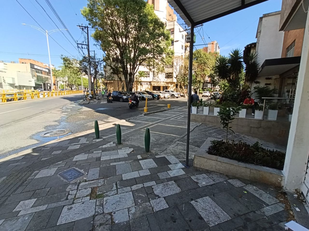 Local en arriendo Antioquia Medellín San Joaquin 20 m2 Habitaciones 0 Baños 1 Garajes 0 Precio $2000000
