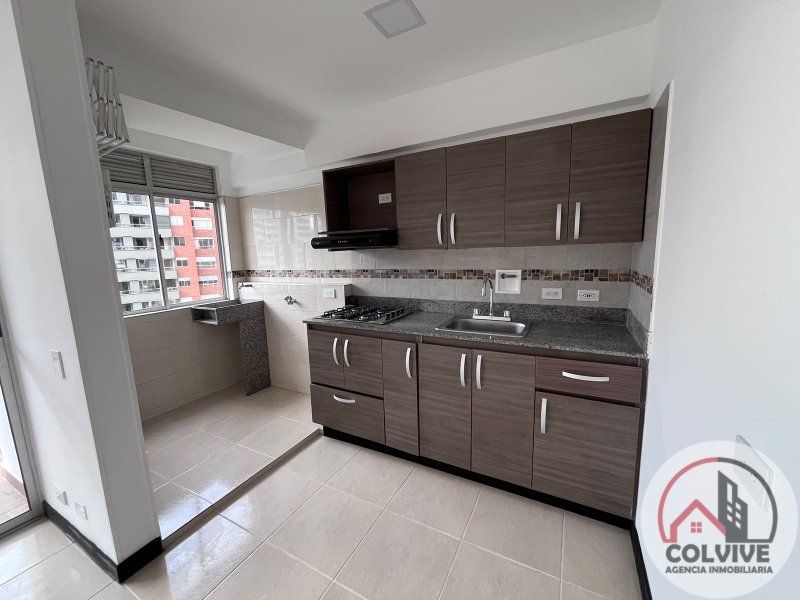 Apartamento en arriendo Antioquia Envigado Loma Del Barro 70 m2 Habitaciones 3 Baños 2 Garajes 0 Precio $3000000