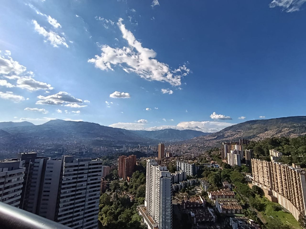 Apartamento en arriendo Antioquia Medellín Las Palmas 75 m2 Habitaciones 3 Baños 2 Garajes 0 Precio $4000000