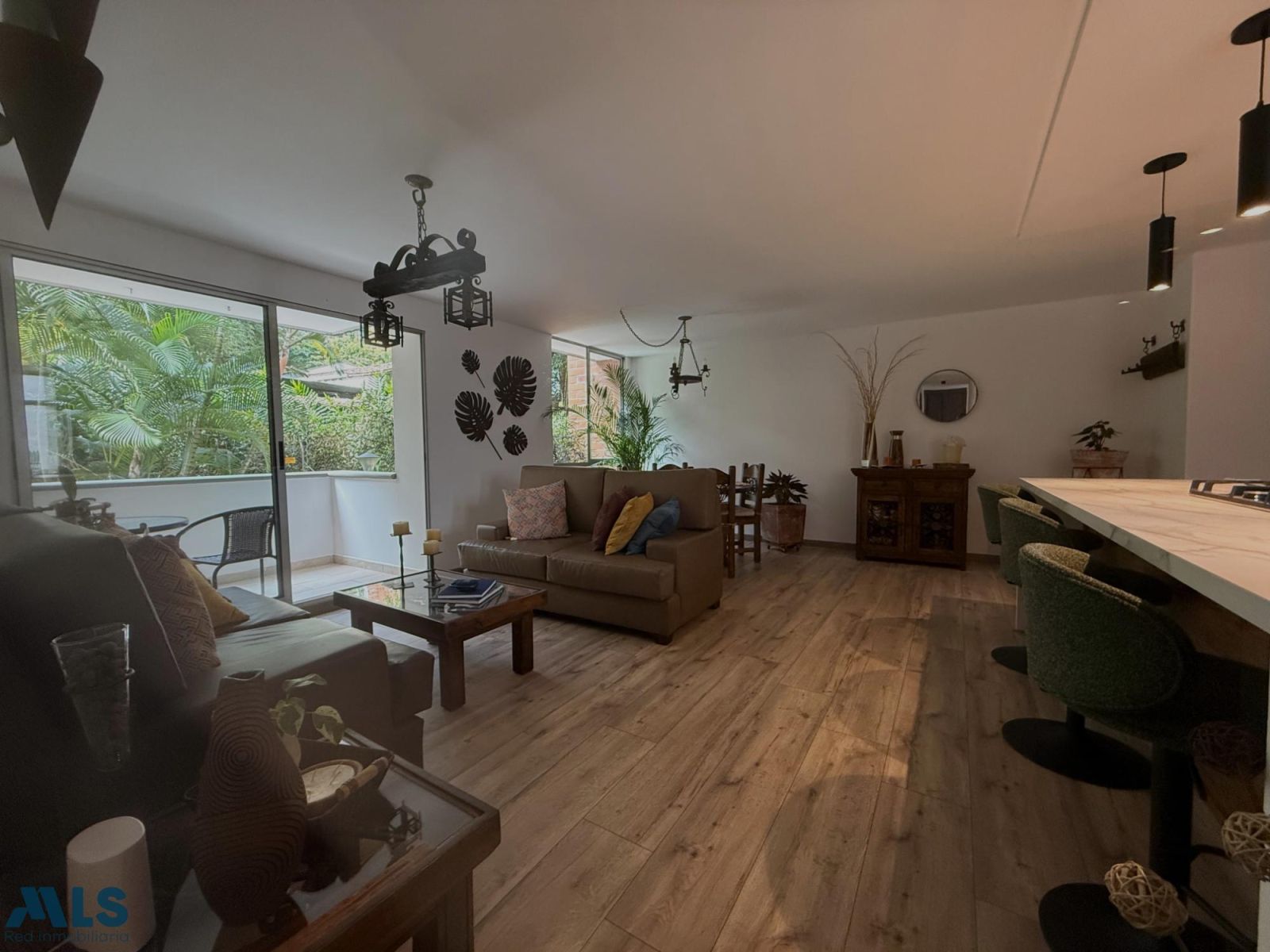 Apartamento en venta Antioquia Medellín El Diamante No2 123 m2 Habitaciones 3 Baños 3 Garajes 2 Precio $1140000000