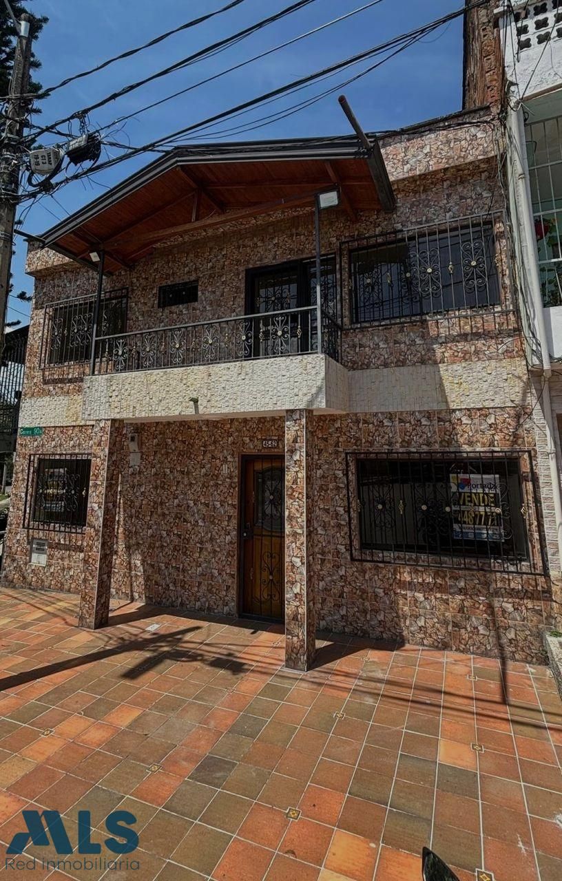 Casa en venta Antioquia Medellín El Danubio 208 m2 Habitaciones 6 Baños 3 Garajes 0 Precio $950000000