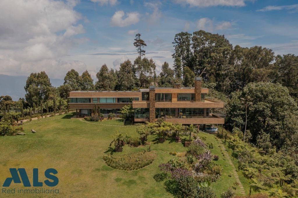 Casa en venta Antioquia Medellín Los Balsos No 1 1383 m2 Habitaciones 5 Baños 8 Garajes 2 Precio $17500000000