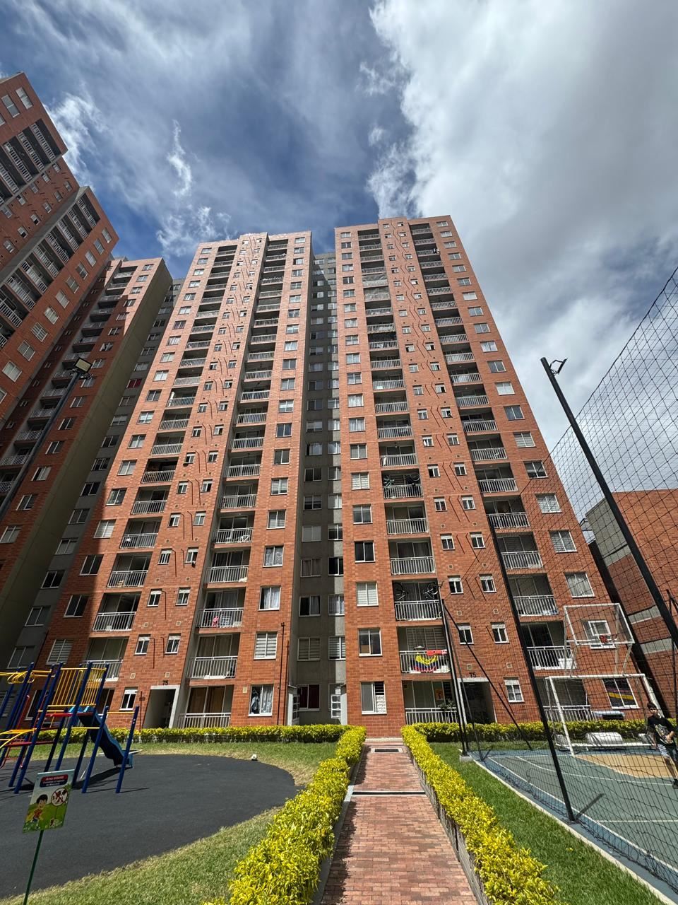 Apartamento en arriendo Cundinamarca Bogotá Villa Del Rio 0 m2 Habitaciones 2 Baños 1 Garajes 0 Precio $1300000