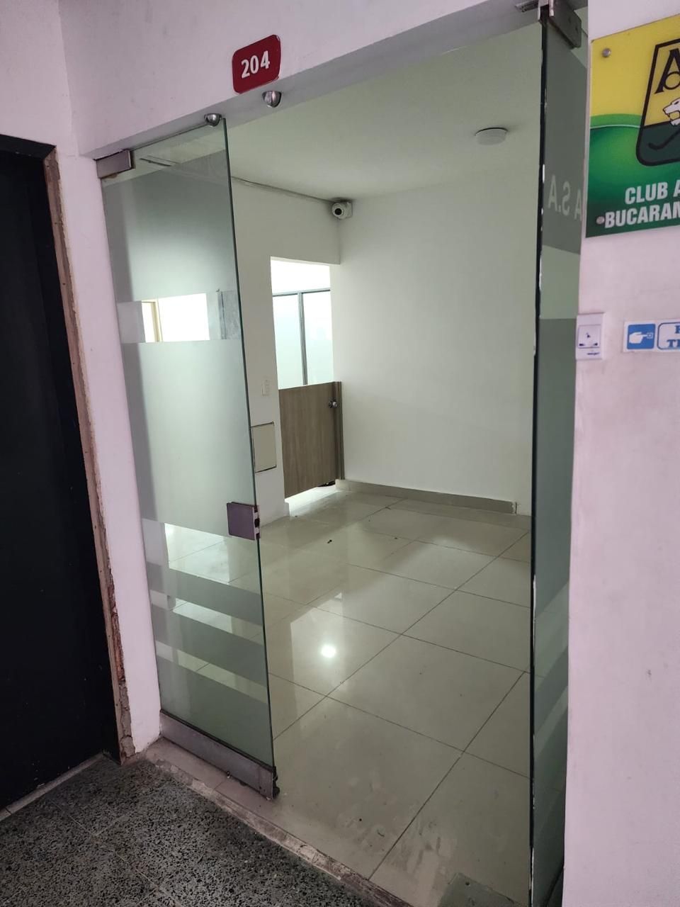 Oficina en venta Santander Bucaramanga Bolivar 98 m2 Habitaciones 0 Baños 1 Garajes 0 Precio $470000000