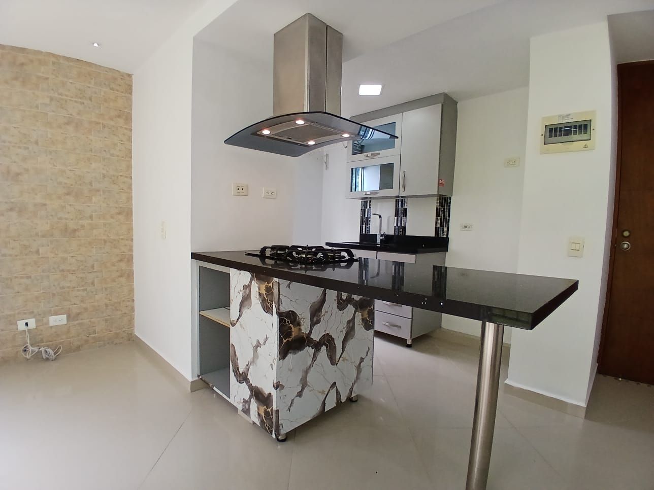 Apartamento en arriendo Antioquia Medellín Santa Rosa De Lima 55 m2 Habitaciones 3 Baños 1 Garajes 0 Precio $2000005