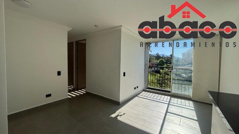 Apartamento en arriendo Antioquia Envigado Zona Centro 57 m2 Habitaciones 3 Baños 2 Garajes 1 Precio $2200000