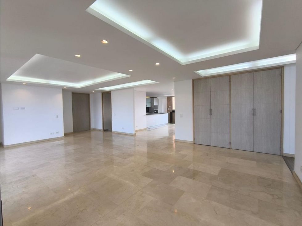 Apartamento en arriendo Antioquia Medellín Los Naranjos 220 m2 Habitaciones 3 Baños 3 Garajes 2 Precio $14500000