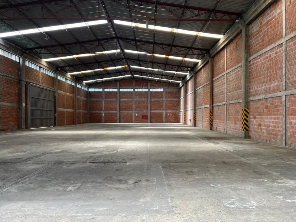 Bodega en arriendo Caldas Manizales Estambul 1000 m2 Habitaciones 0 Baños 1 Garajes 0 Precio $26775000