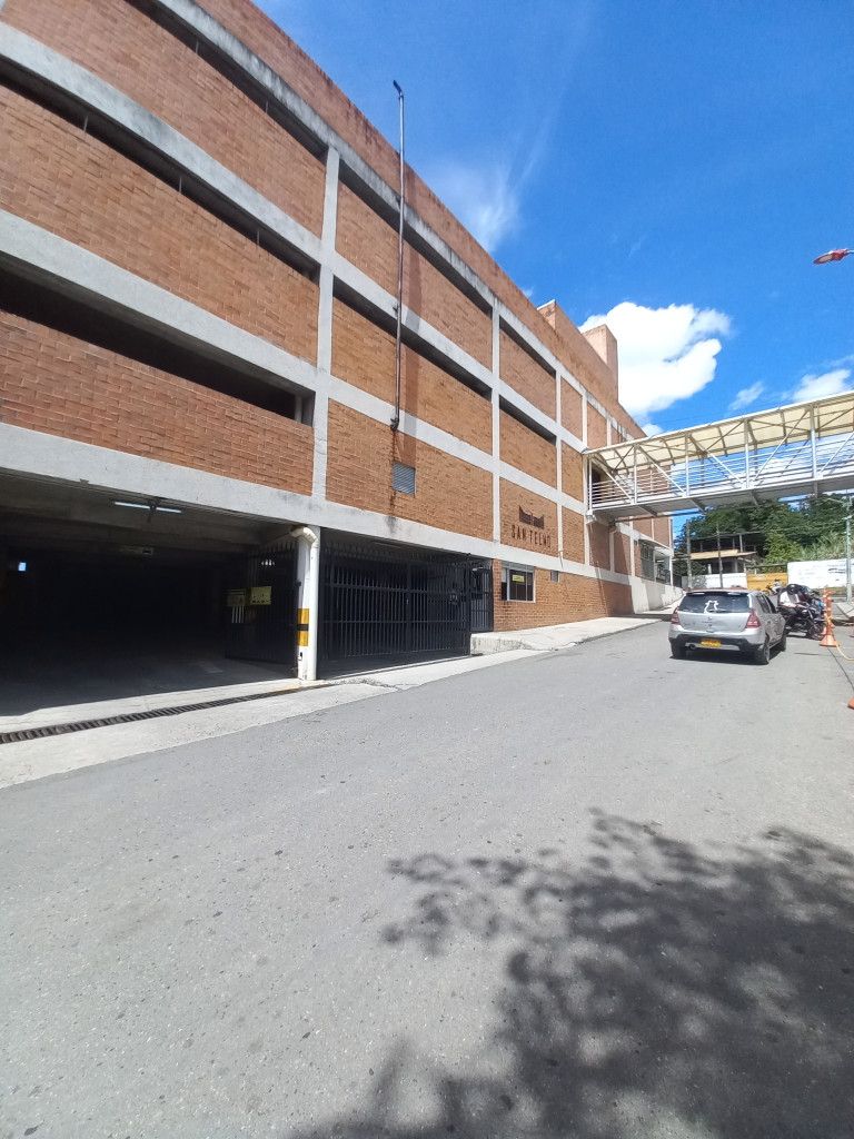 Apartamento en arriendo Tolima Ibagué Sector Los Alpes 57 m2 Habitaciones 3 Baños 2 Garajes 1 Precio $850000