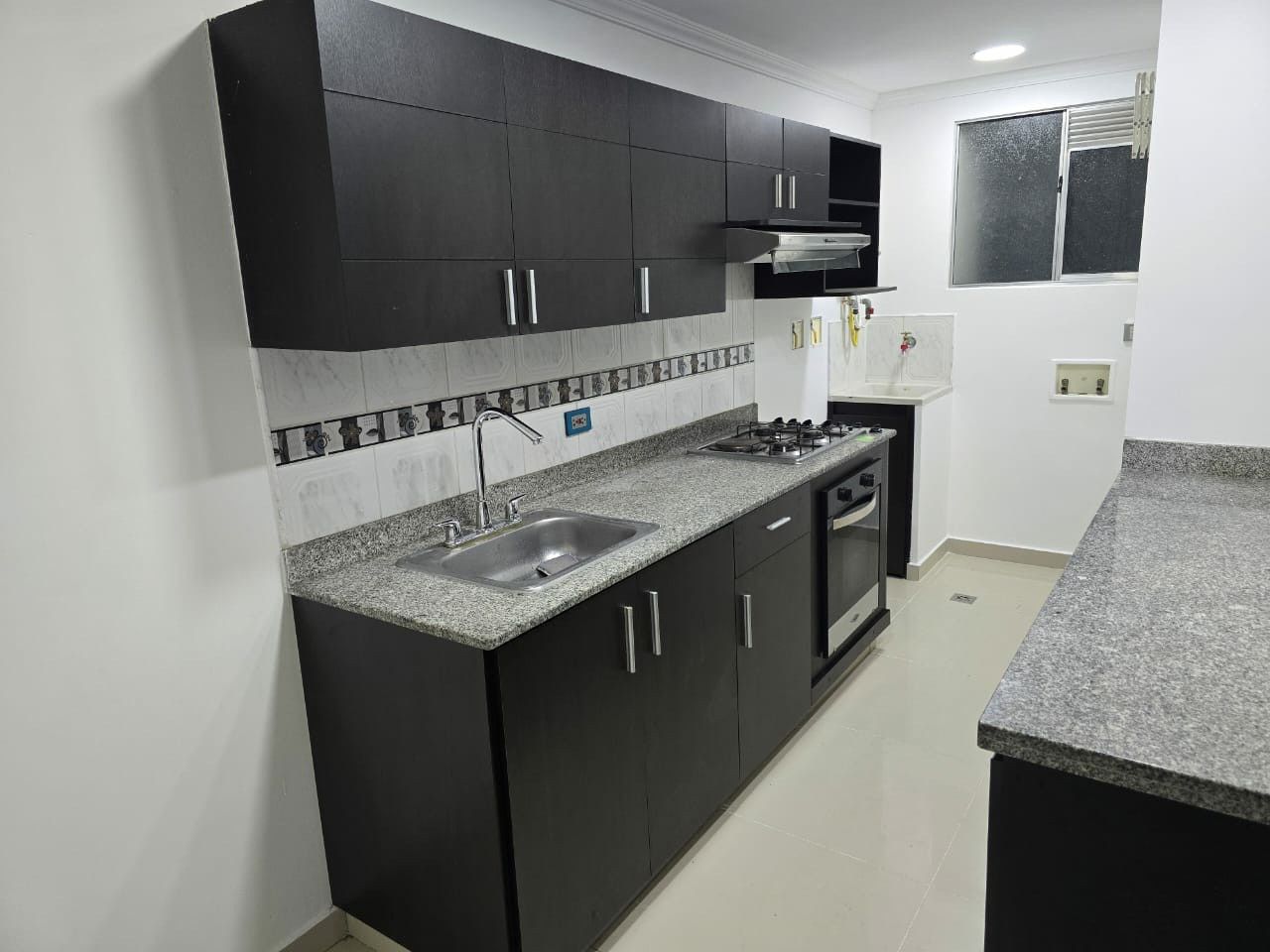 Apartamento en arriendo Antioquia Medellín Naranjal 84 m2 Habitaciones 3 Baños 2 Garajes 1 Precio $4300000