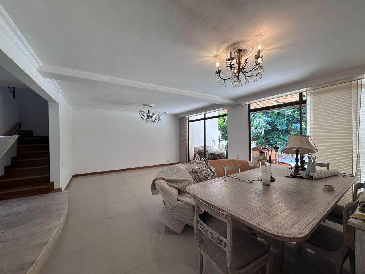 Casa en venta Antioquia Medellín El Tesoro 150 m2 Habitaciones 3 Baños 3 Garajes 2 Precio $1200000000