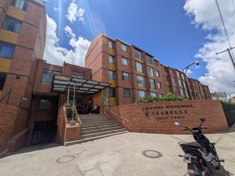 Apartamento en arriendo Cundinamarca Bogotá Bochalema 53 m2 Habitaciones 3 Baños 1 Garajes 0 Precio $1350000