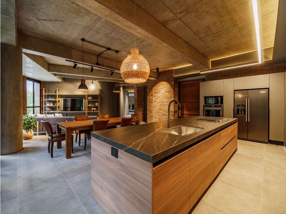 Apartamento en arriendo o venta Antioquia Medellín Los Naranjos 203 m2 Habitaciones 2 Baños 3 Garajes 2 Precio venta $3100000000 Precio arriendo $22234000