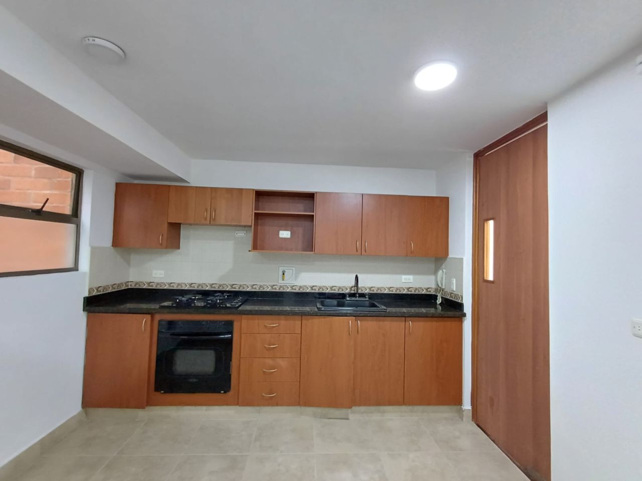 Apartamento en arriendo Antioquia Envigado Zúñiga 110 m2 Habitaciones 2 Baños 2 Garajes 1 Precio $5000000