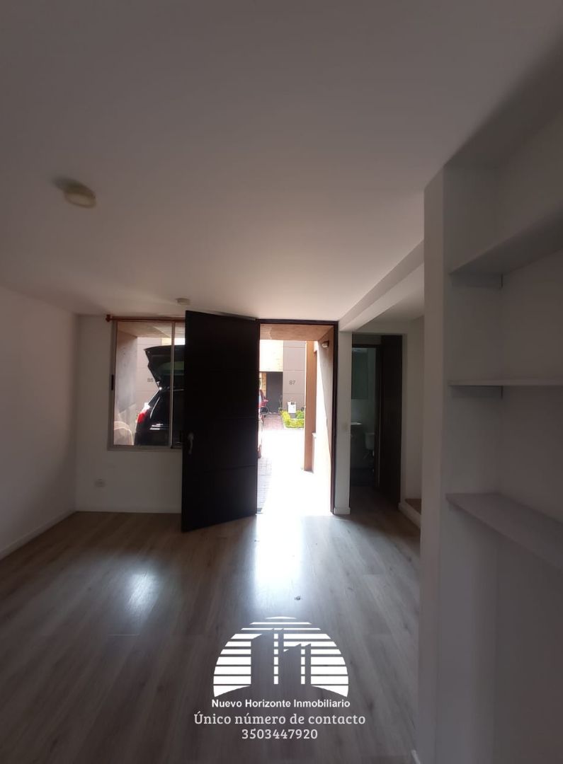 Casa en arriendo Cundinamarca Zipaquirá Vereda San Miguel 80 m2 Habitaciones 3 Baños 3 Garajes 1 Precio $2300000