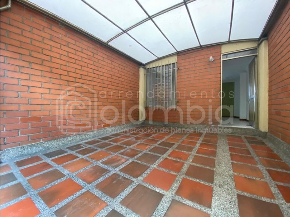 Casa en arriendo Antioquia Envigado La Mesa 100 m2 Habitaciones 4 Baños 3 Garajes 1 Precio $3500000