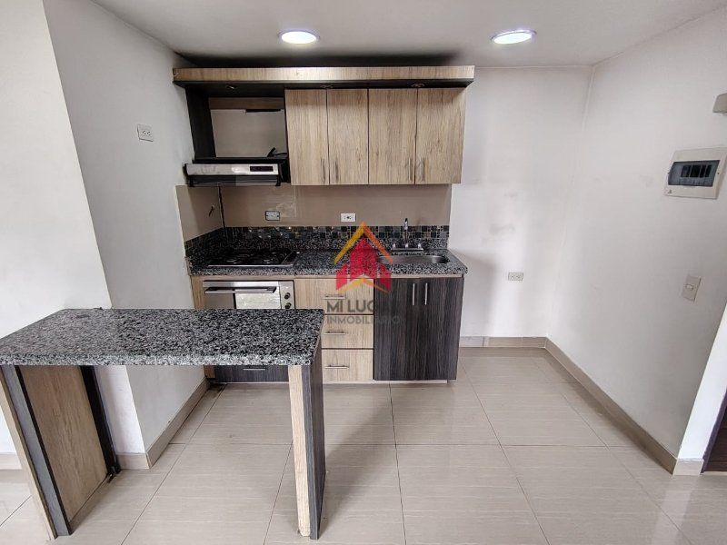 Apartaestudio en arriendo Antioquia Medellín El Tesoro 30 m2 Habitaciones 1 Baños 1 Garajes 1 Precio $1900000