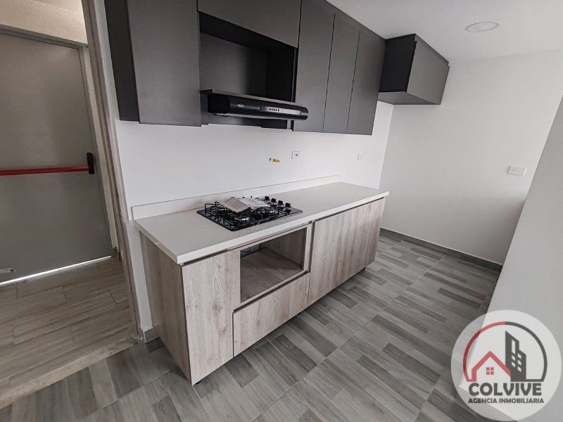 Apartamento en arriendo Antioquia Sabaneta Calle Larga 81 m2 Habitaciones 3 Baños 2 Garajes 0 Precio $3300000