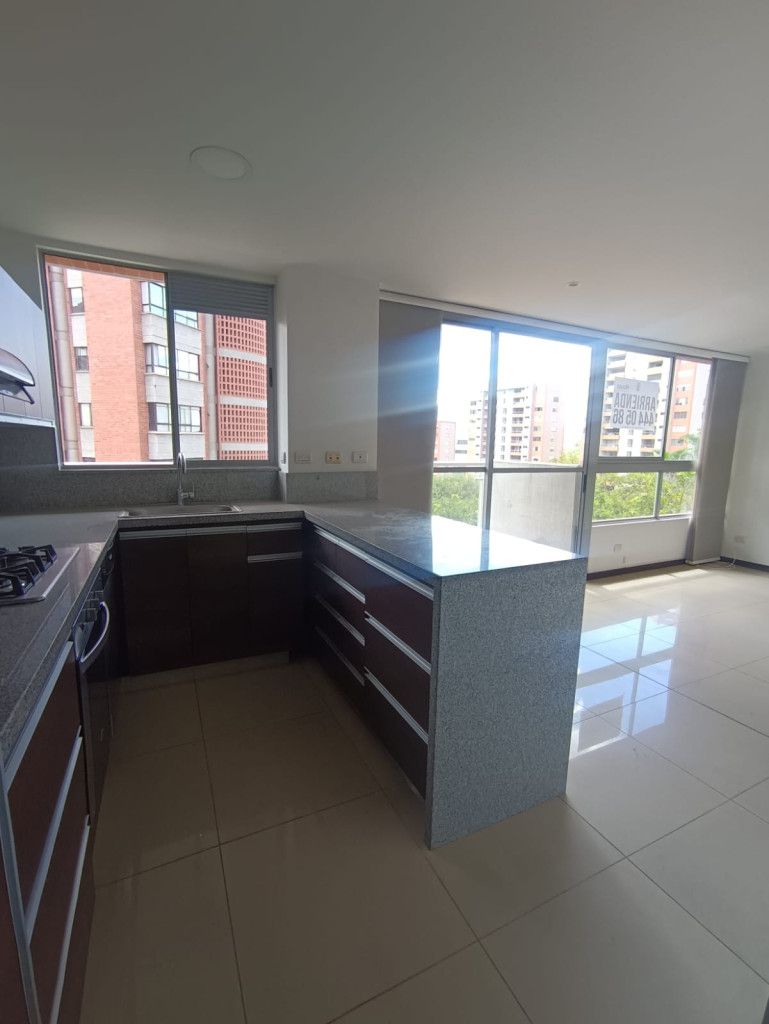 Apartamento en arriendo Antioquia Medellín Los Balsos No2 96 m2 Habitaciones 3 Baños 2 Garajes 1 Precio $6000000