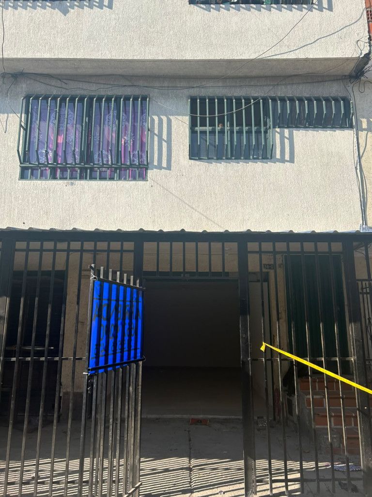 Local en arriendo Valle Del Cauca Cali Otros 40 m2 Habitaciones 0 Baños 1 Garajes 0 Precio $850000