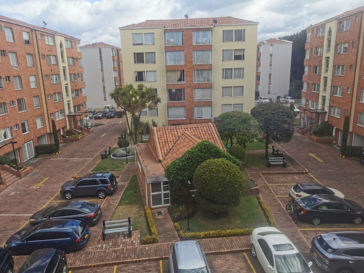 Apartamento en arriendo Cundinamarca Bogotá Villa Nova 74 m2 Habitaciones 3 Baños 2 Garajes 1 Precio $2450000