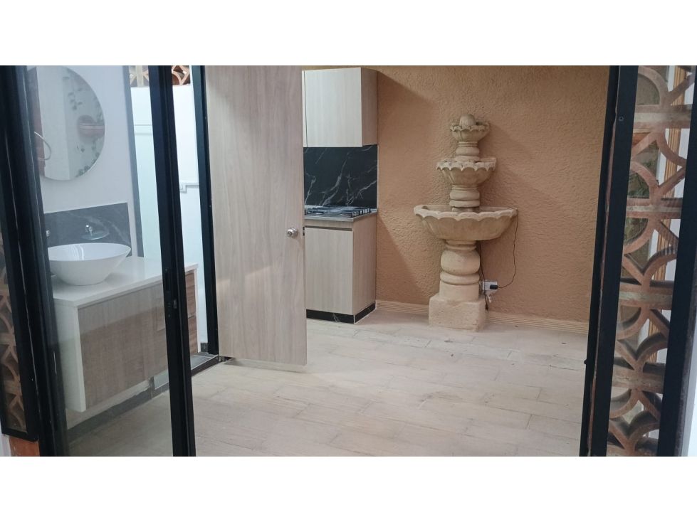 Apartaestudio en arriendo Valle Del Cauca Cali Granada 40 m2 Habitaciones 1 Baños 1 Garajes 0 Precio $1500000