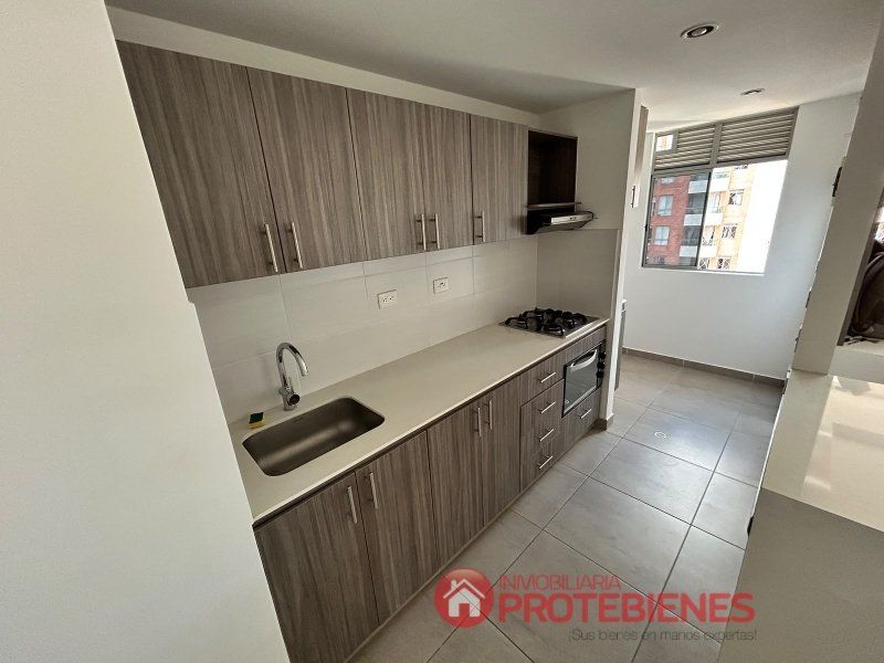 Apartamento en arriendo Antioquia Medellín La Colina 70 m2 Habitaciones 3 Baños 2 Garajes 1 Precio $2800000