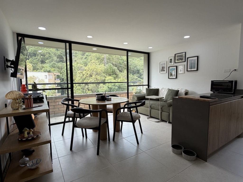 Apartamento en arriendo Antioquia Medellín Asomadera No3 72 m2 Habitaciones 3 Baños 2 Garajes 1 Precio $3700000