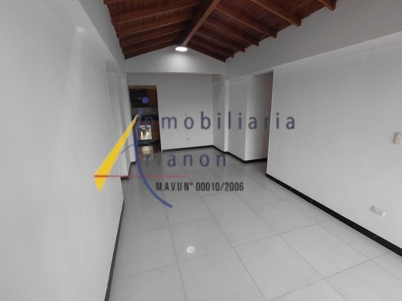 Apartamento en arriendo Antioquia Medellín Urbanizacion Cedros De La Colina 85 m2 Habitaciones 4 Baños 2 Garajes 1 Precio $3000000