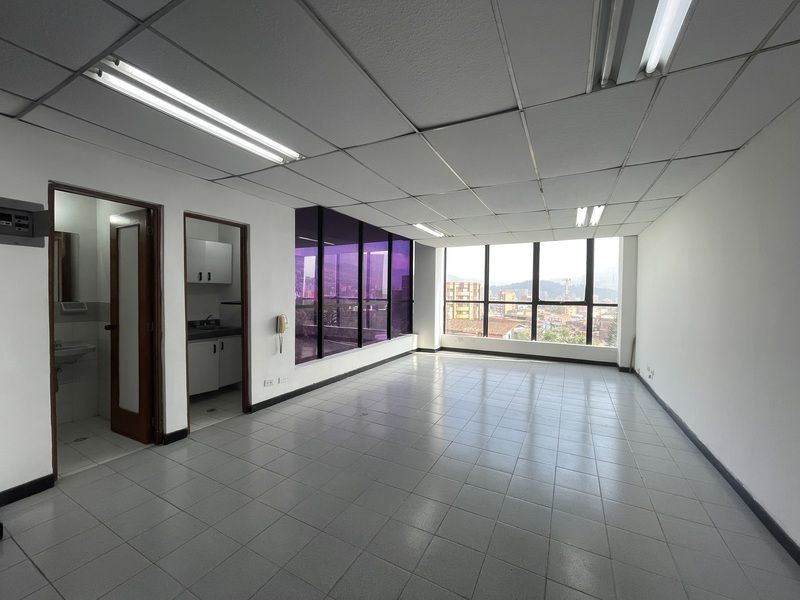 Oficina en arriendo Antioquia Medellín Lorena 36 m2 Habitaciones 0 Baños 1 Garajes 0 Precio $2000000