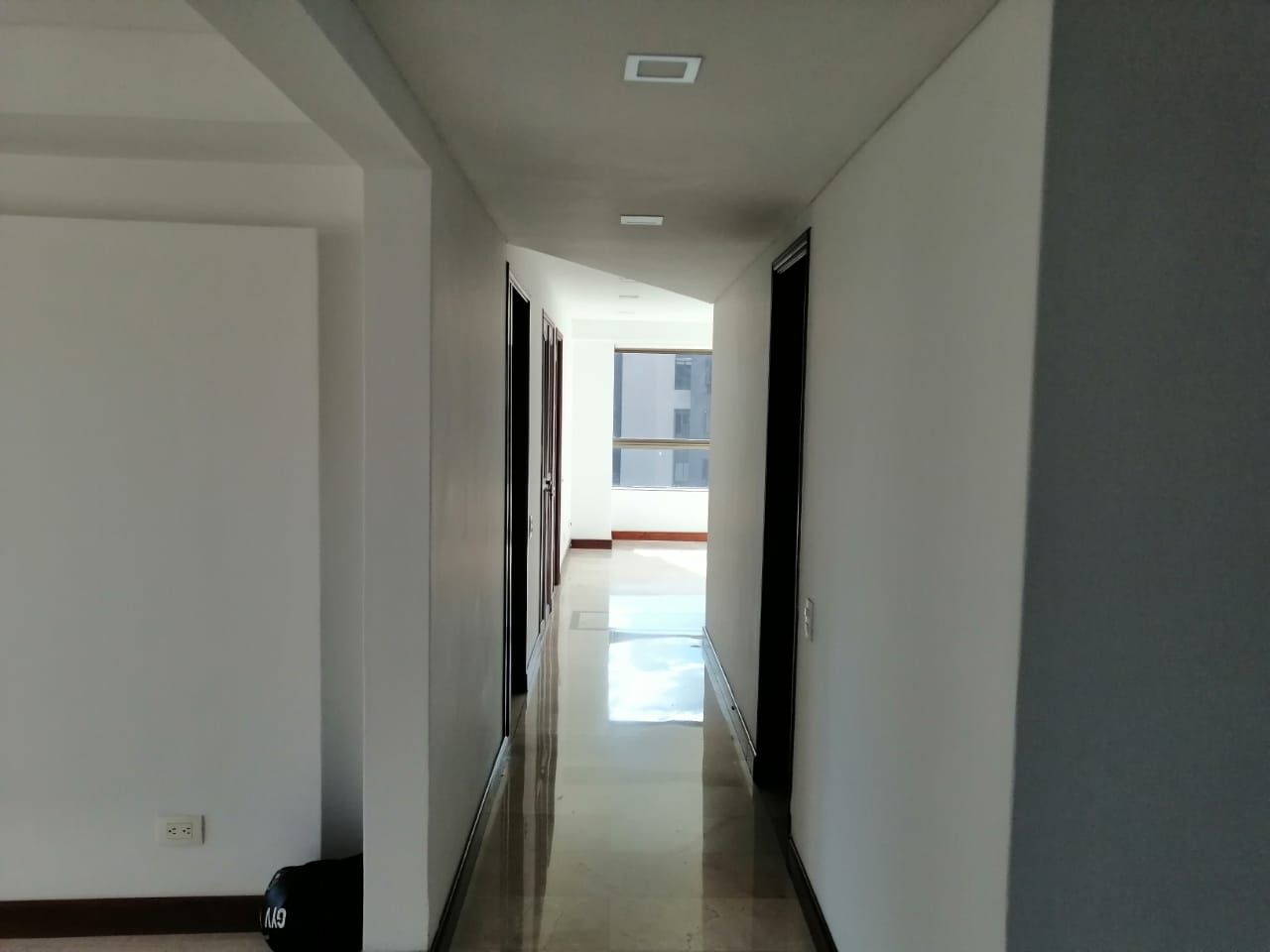 Apartamento en arriendo Antioquia Medellín La Florida 173 m2 Habitaciones 4 Baños 4 Garajes 2 Precio $6000000