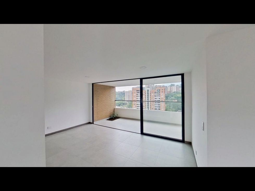 Apartamento en venta Antioquia Envigado El Chinguí 99 m2 Habitaciones 3 Baños 2 Garajes 2 Precio $880000000
