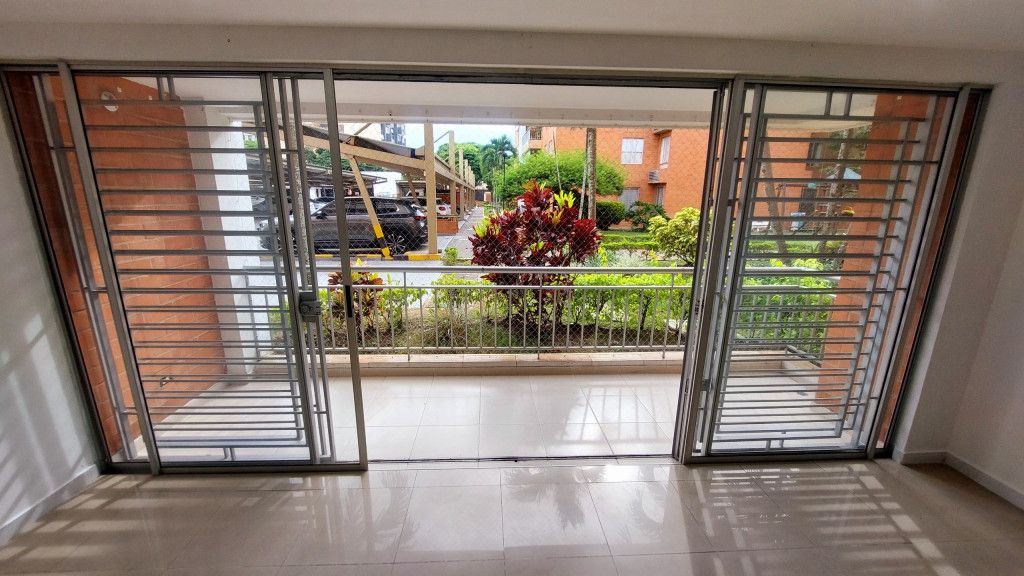 Apartamento en venta Valle Del Cauca Cali Quintas De Don Simón 97 m2 Habitaciones 3 Baños 2 Garajes 1 Precio $445000000