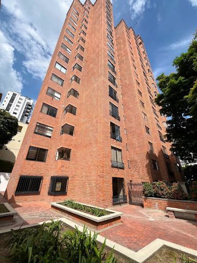 Apartamento en venta Risaralda Pereira Los Alpes 140 m2 Habitaciones 3 Baños 3 Garajes 1 Precio $800000000