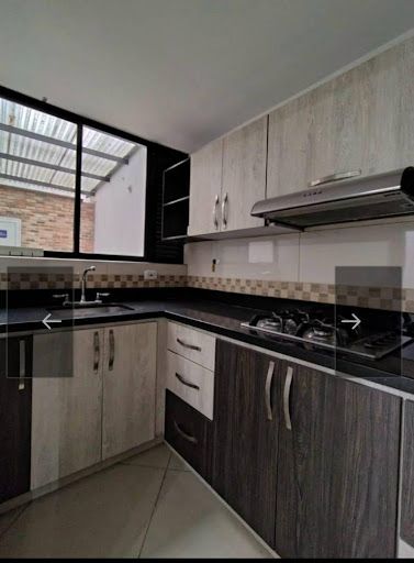 Oficina en arriendo Antioquia Medellín Los Colores 132 m2 Habitaciones 0 Baños 2 Garajes 0 Precio $5500000