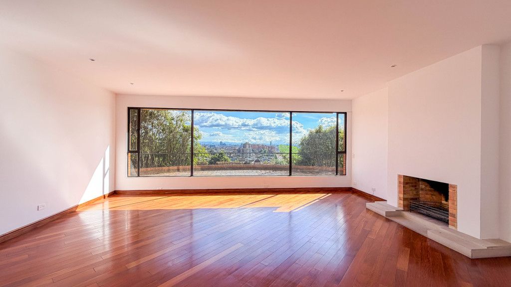 Apartamento en arriendo Cundinamarca Bogotá Cerros De Santa Barbara 400 m2 Habitaciones 4 Baños 5 Garajes 4 Precio $21718000