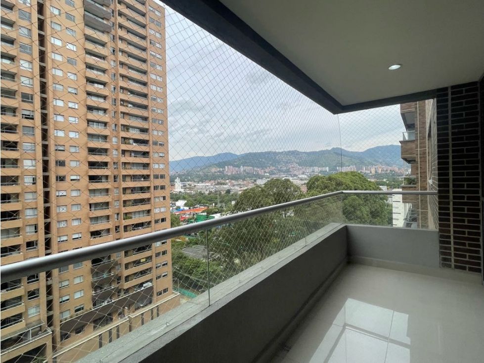 Apartamento en arriendo Antioquia Medellín Cataluña 85 m2 Habitaciones 3 Baños 2 Garajes 1 Precio $5000000