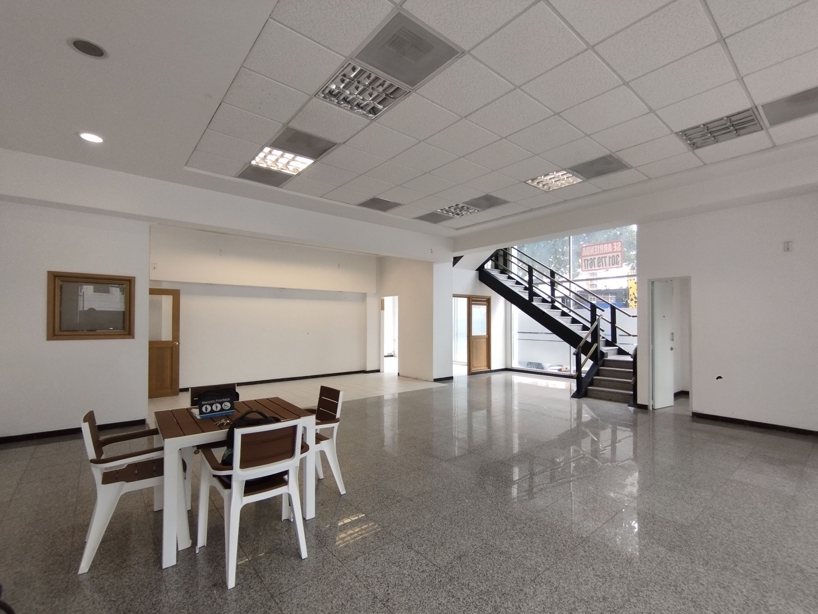 Local Comercial en arriendo Santander Bucaramanga Bolivar 370 m2 Habitaciones 6 Baños 4 Garajes 2 Precio $20000000