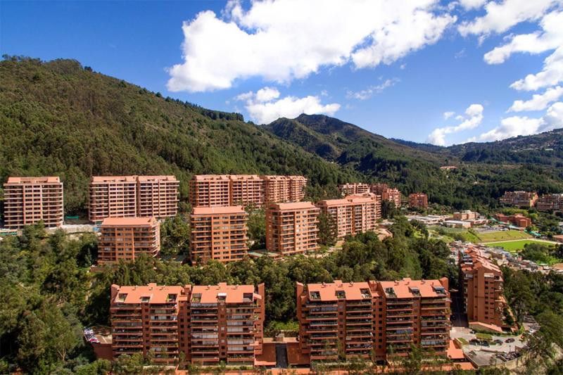 Apartamento en venta Cundinamarca Bogotá Cerros De Santa Barbara 332 m2 Habitaciones 3 Baños 4 Garajes 4 Precio $6112000000
