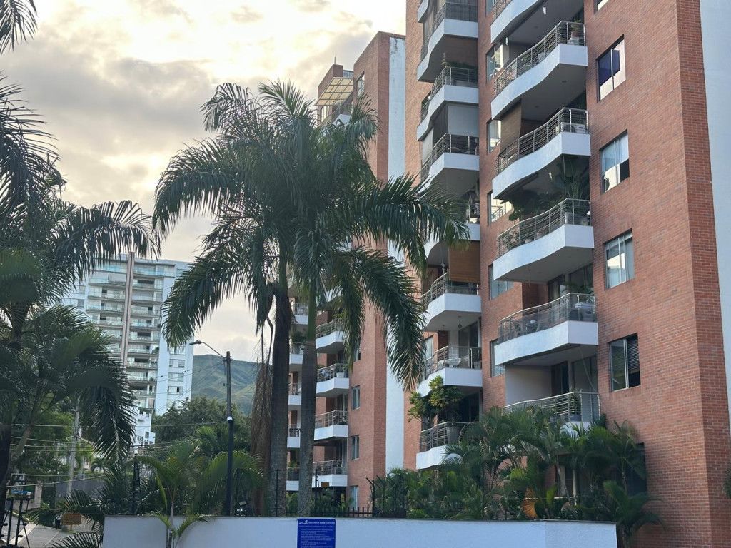 Apartamento en arriendo Valle Del Cauca Cali Belén 101 m2 Habitaciones 3 Baños 2 Garajes 1 Precio $5000000