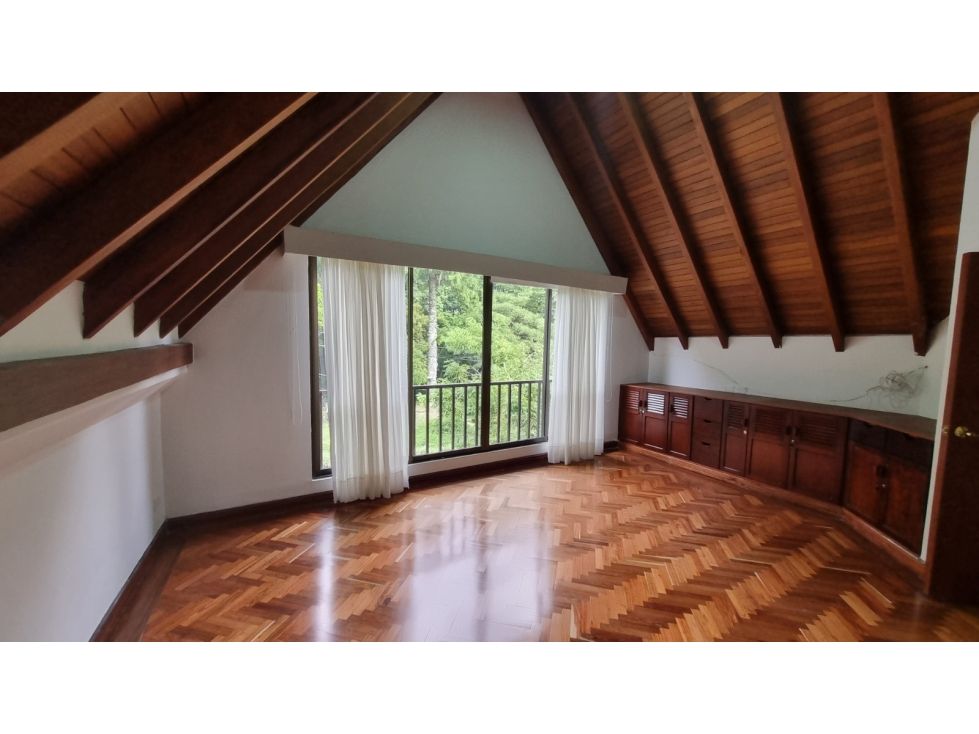 Casa en arriendo Quindío Armenia La Lorena 347 m2 Habitaciones 5 Baños 5 Garajes 2 Precio $7000000