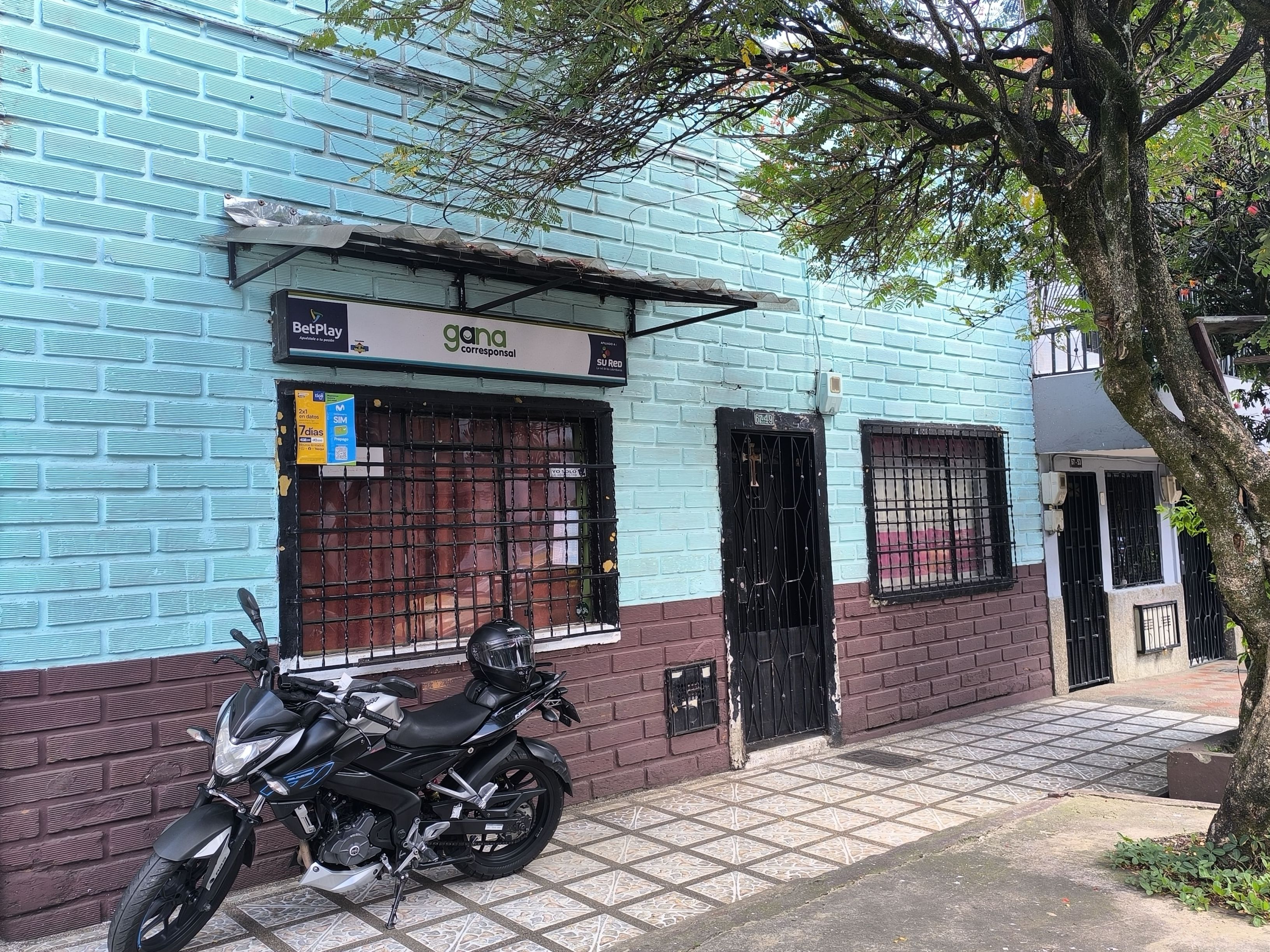 Casa en venta Antioquia Medellín San Pedro 180 m2 Habitaciones 4 Baños 3 Garajes 1 Precio $1200000000