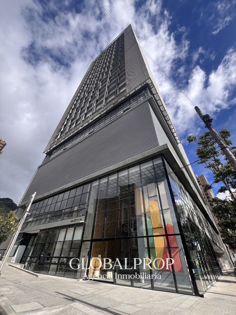 Apartamento en arriendo Cundinamarca Bogotá Samper 63 m2 Habitaciones 2 Baños 2 Garajes 1 Precio $4000000