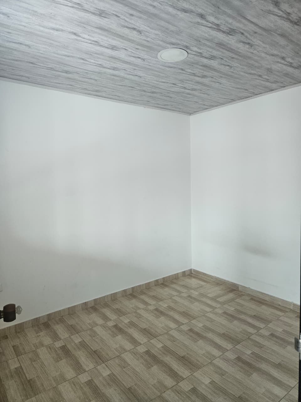 Apartamento en arriendo Cundinamarca Bogotá Tunjuelito 50 m2 Habitaciones 3 Baños 1 Garajes 0 Precio $1400000