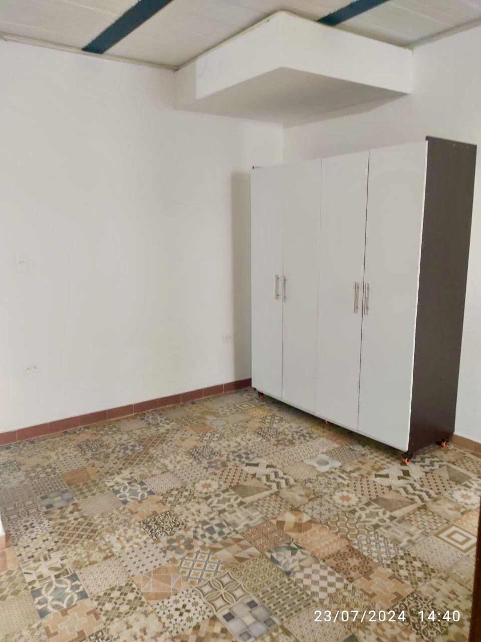 Apartaestudio en arriendo Valle Del Cauca Cali San Cayetano 240 m2 Habitaciones 1 Baños 1 Garajes 0 Precio $700000