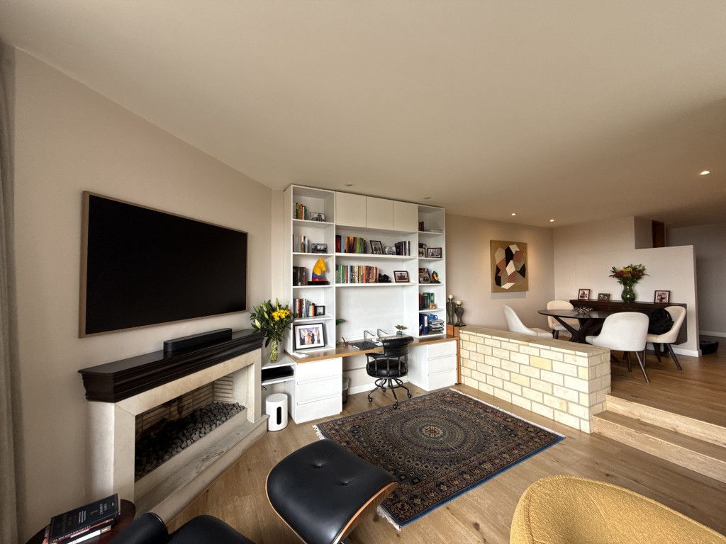 Apartamento en venta Cundinamarca Bogotá Los Rosales 114 m2 Habitaciones 3 Baños 3 Garajes 2 Precio $1280000000